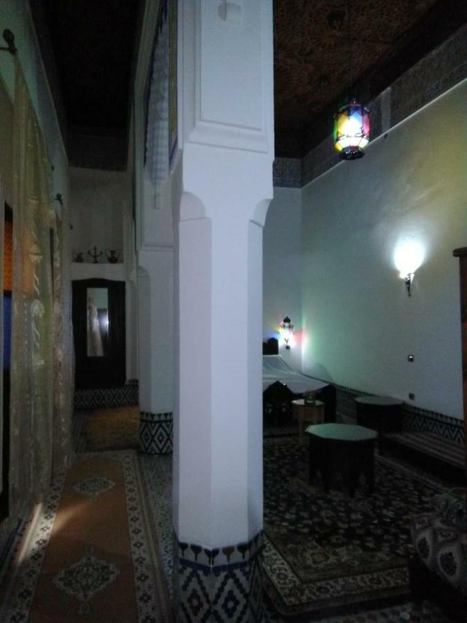 Riad Yanis Hotell Meknès Exteriör bild