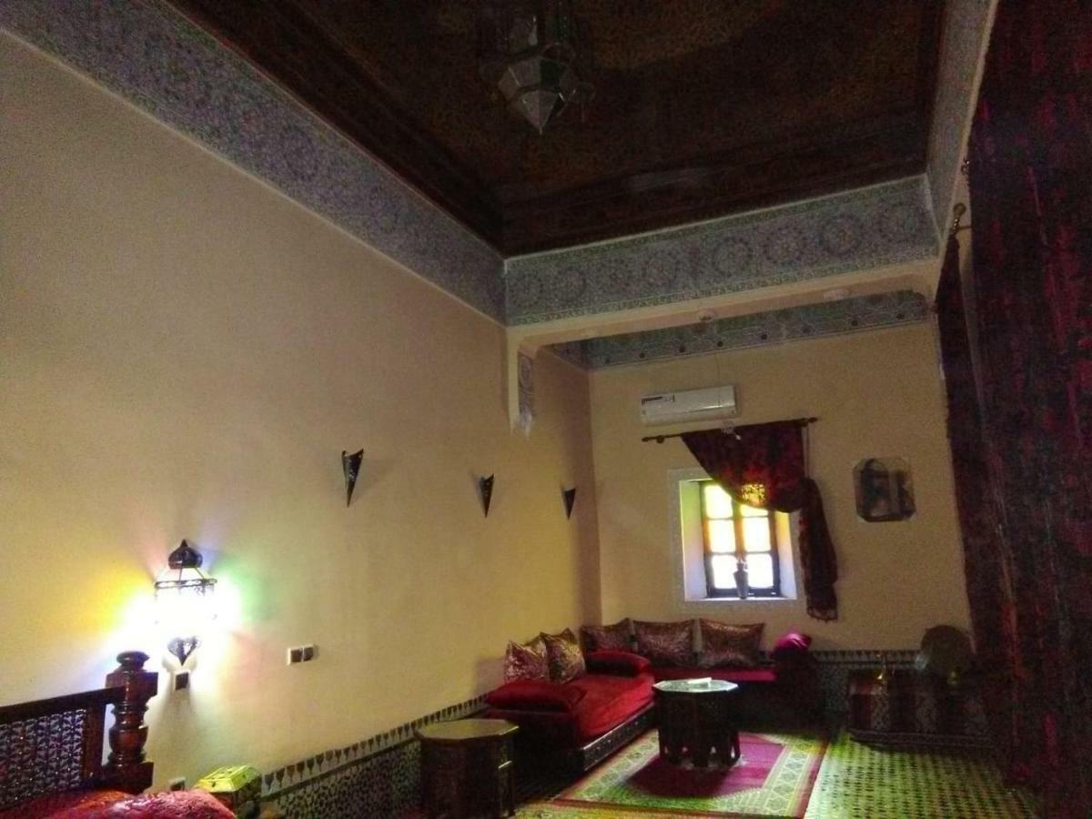 Riad Yanis Hotell Meknès Exteriör bild